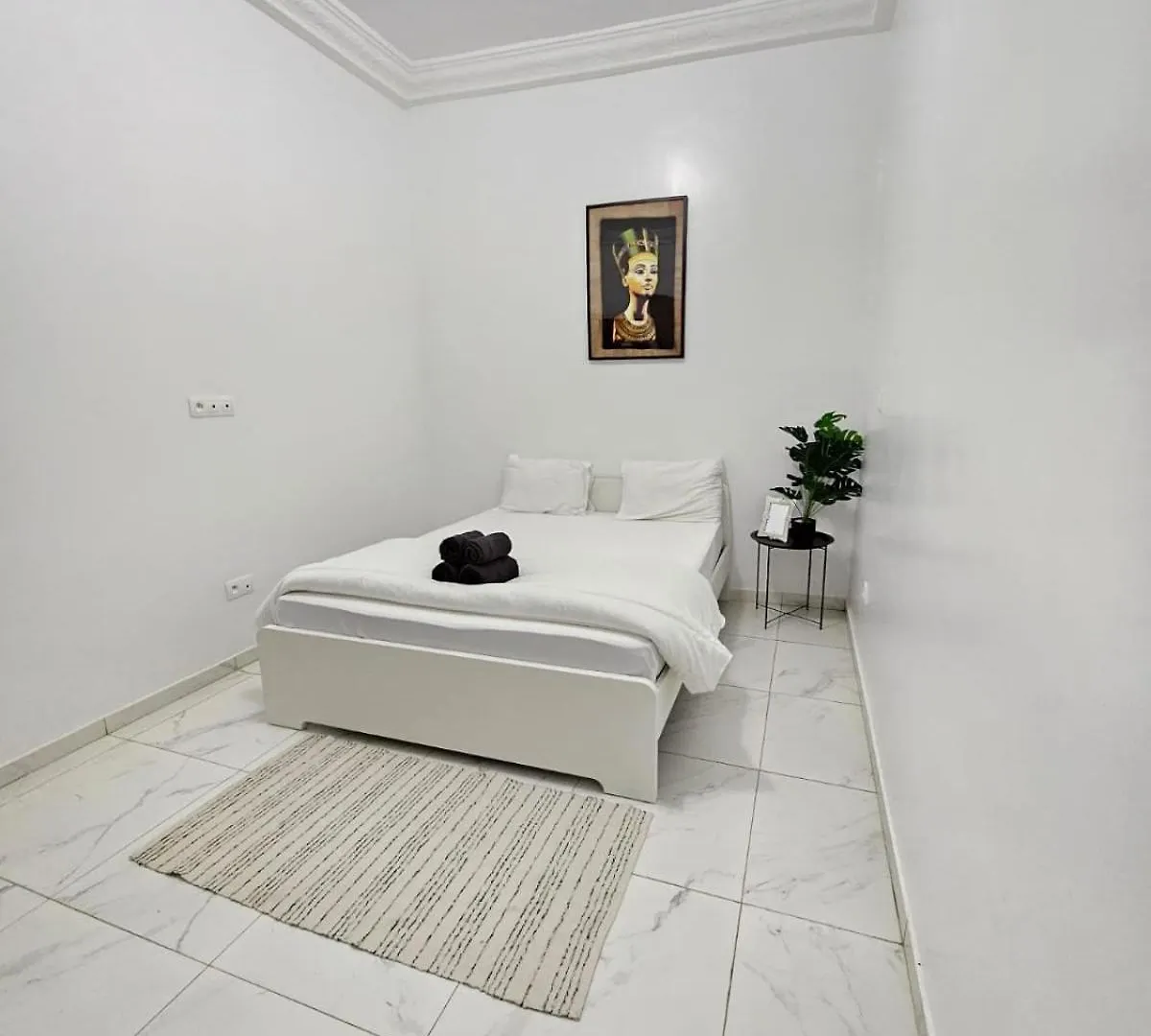 Nefertiti Appartment - Spacious In Ngor Almadies Dakar Apartmán